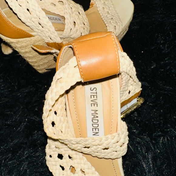 used - Picture 6 of 7